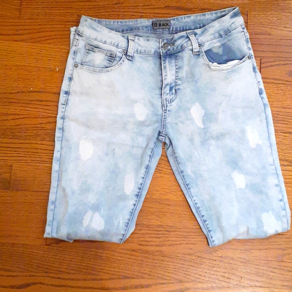 Blue distressed jeans
